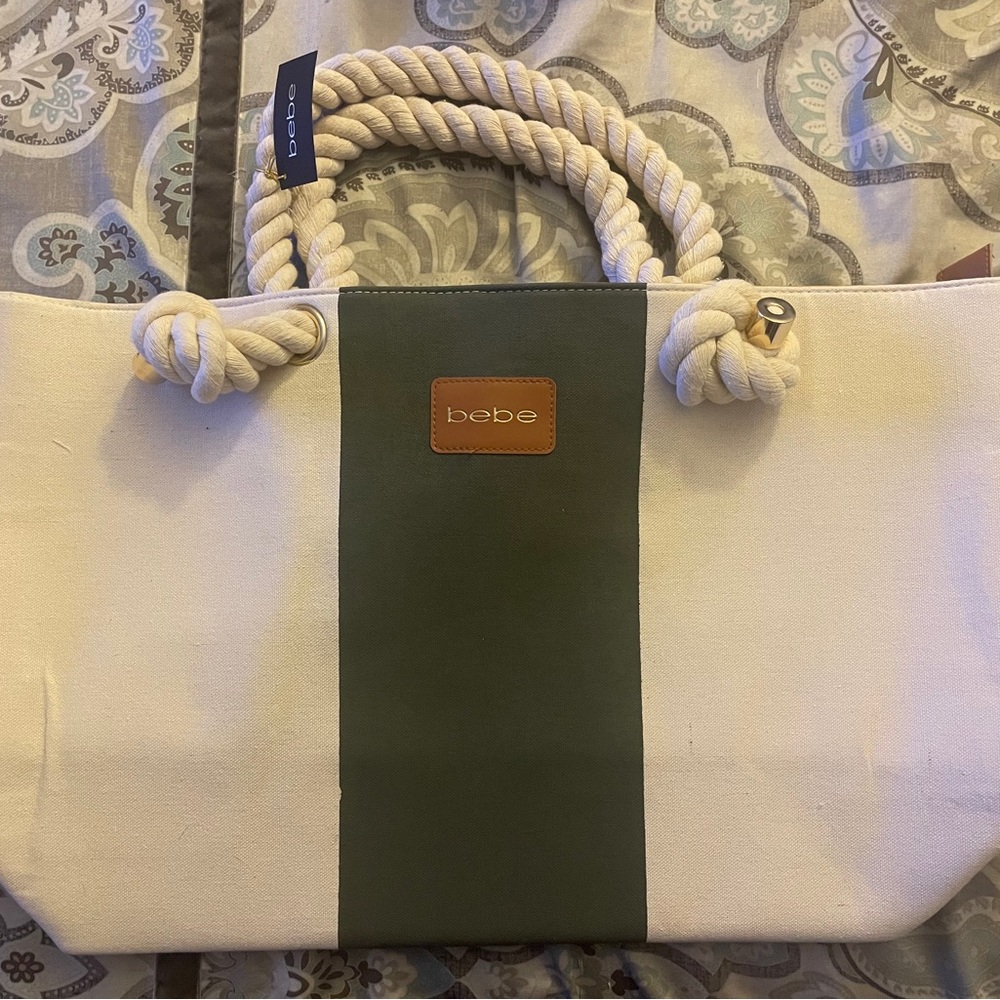 BeBe Beach Bag: Rope Handles, Logo & Zipper.